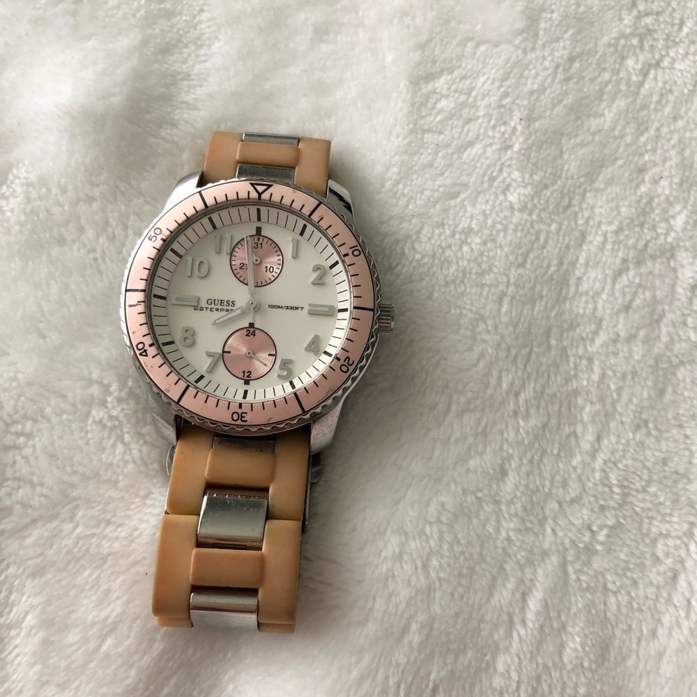Pink Guess Jelly Watch. Watch Needs Batteries. View 5
